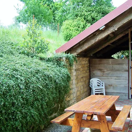 Chez Leontine Puilly-et-Charbeaux