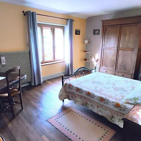 Ferienhaus Chez Leontine Puilly-et-Charbeaux