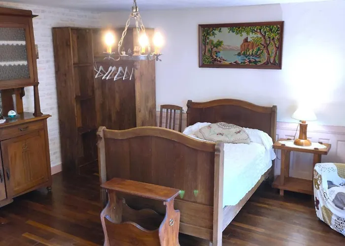 Chez Leontine * Puilly-et-Charbeaux